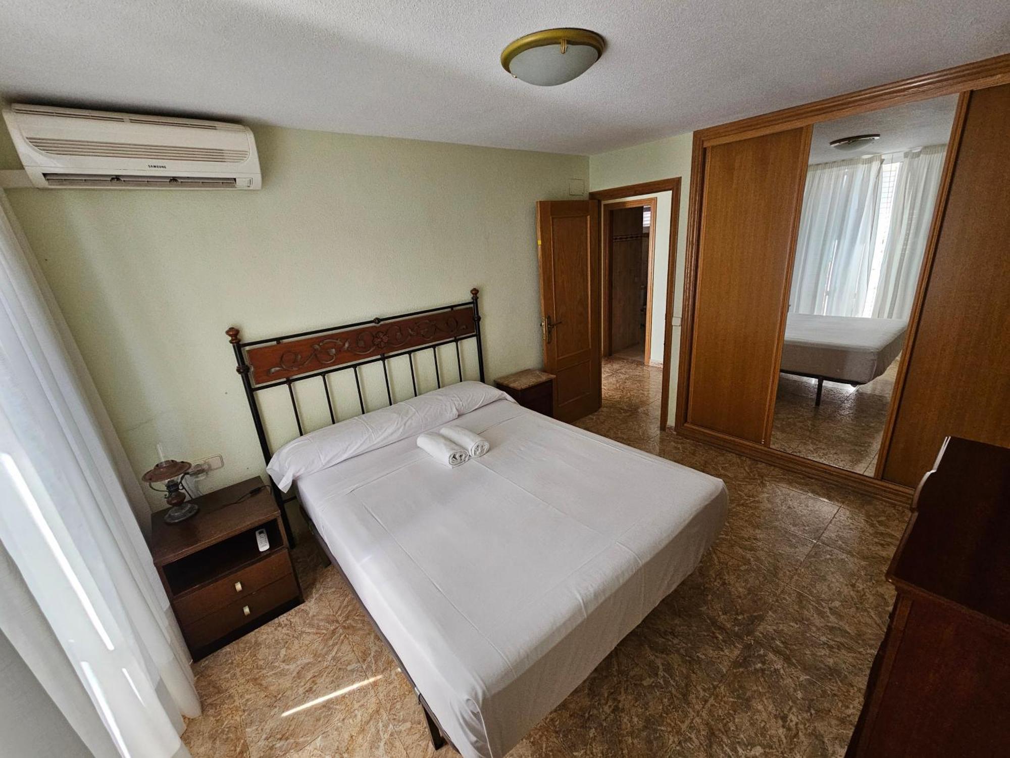 Apartamento Febus Alicante Exterior foto